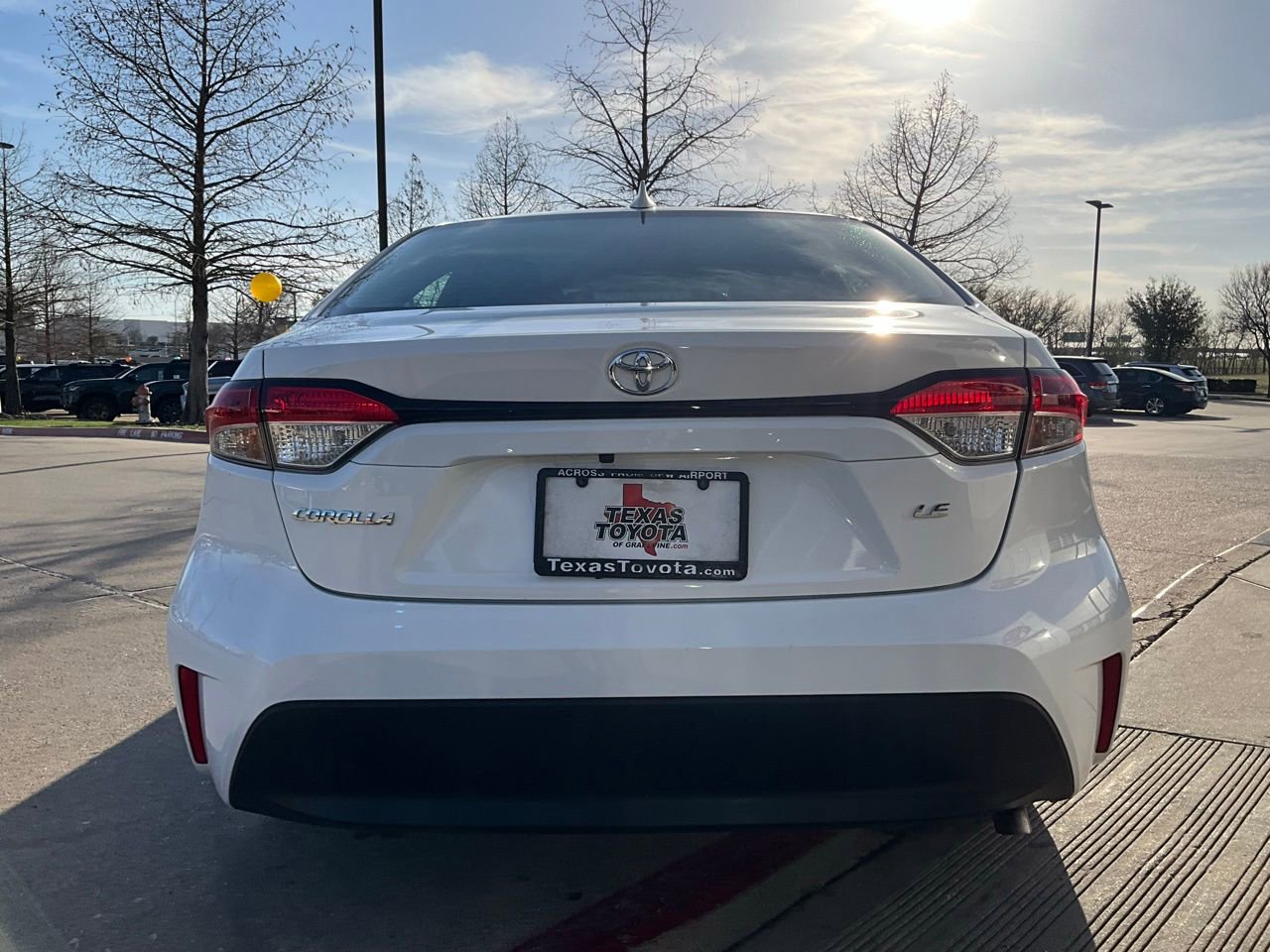 Used 2025 Toyota Corolla LE image 7