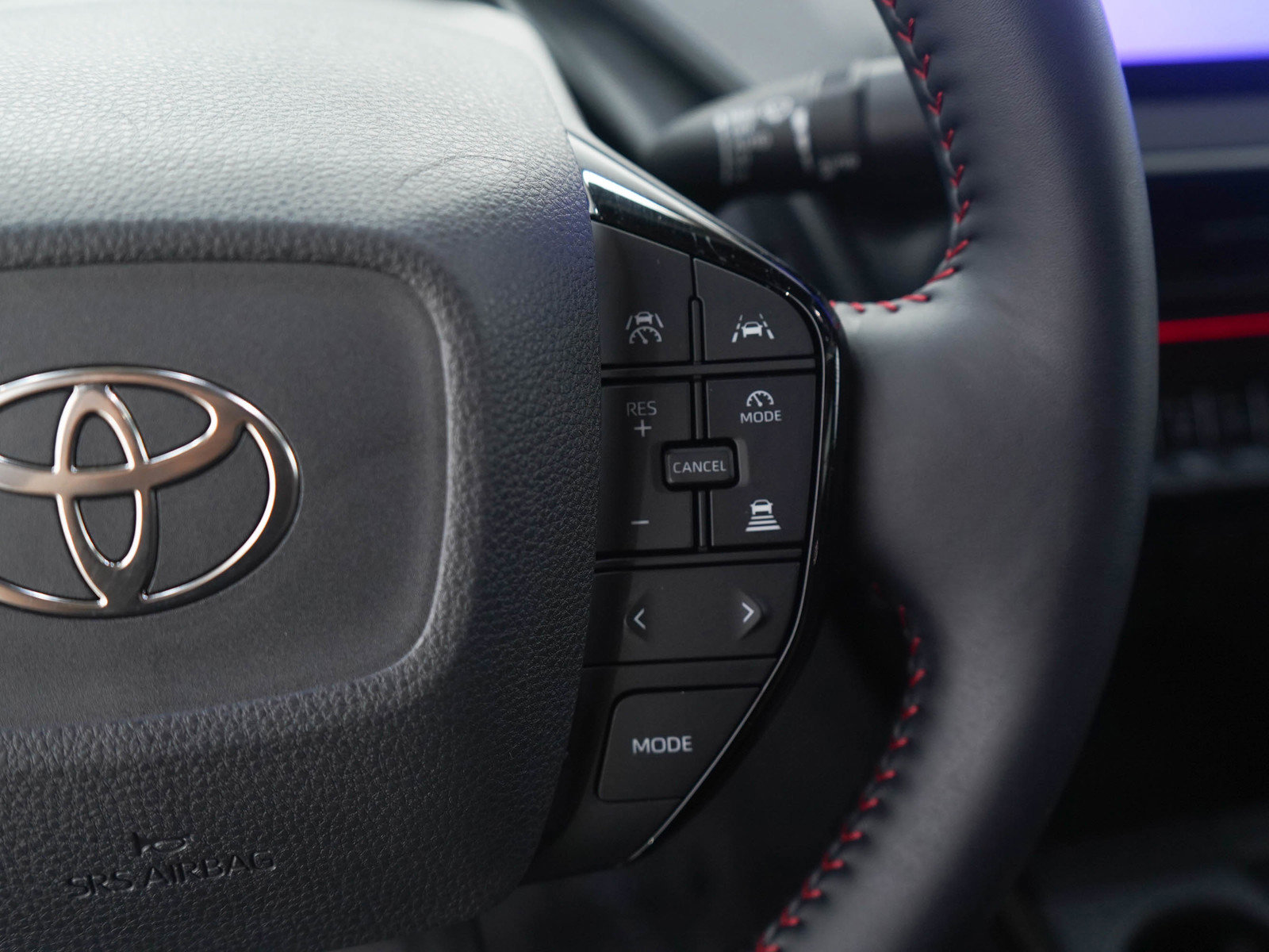 Used 2026 Toyota Prius Plug-In Hybrid w/ Limited Premium Package image 25