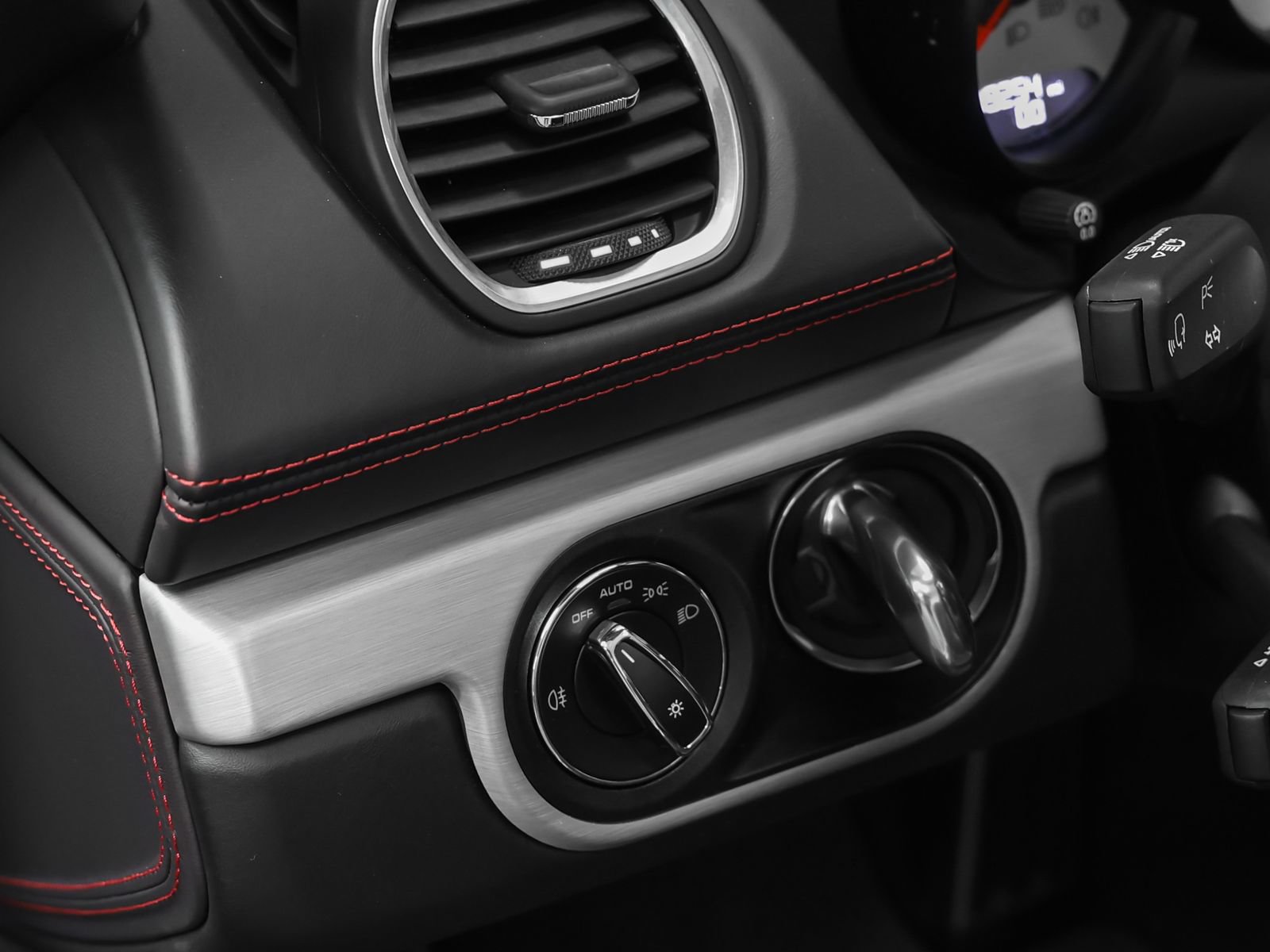 Certified 2022 Porsche 718 Boxster RWD image 44