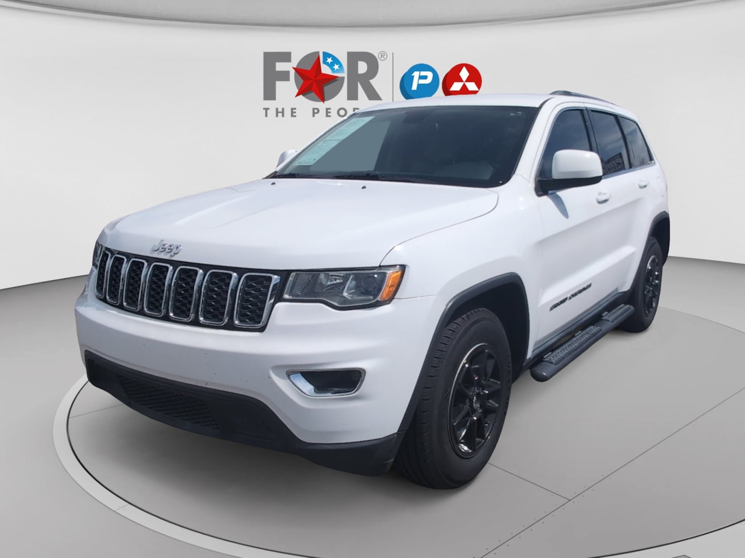 Used 2018 Jeep Grand Cherokee Laredo AWD/4WD video 1