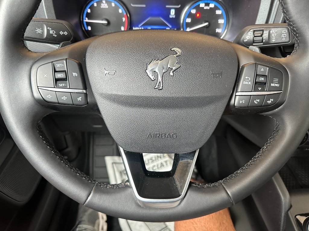 Used 2024 Ford Bronco Sport Badlands image 3