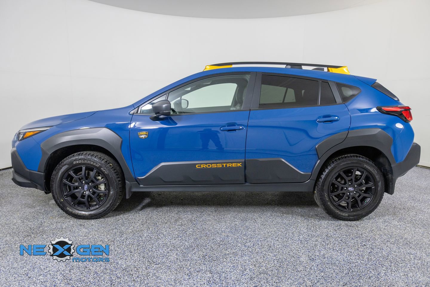 Used 2024 Subaru Crosstrek 2.5i Wilderness AWD/4WD image 4