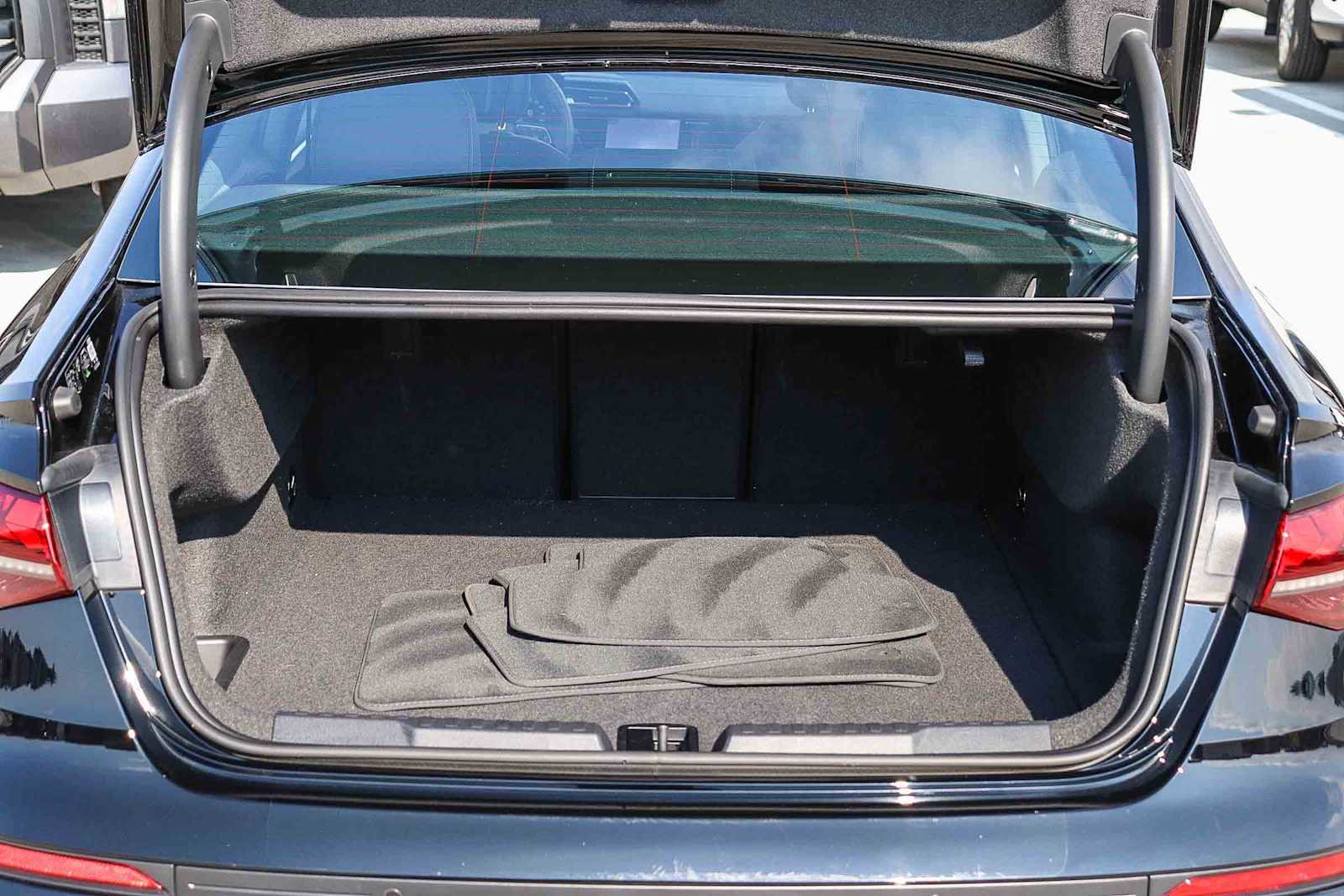 Used 2025 Audi A3 2.0T Premium w/ Black Optic Package image 35