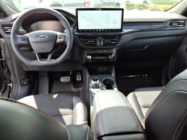 Used 2024 Ford Escape ST-Line w/ Tech Pack #1 AWD/4WD image 16