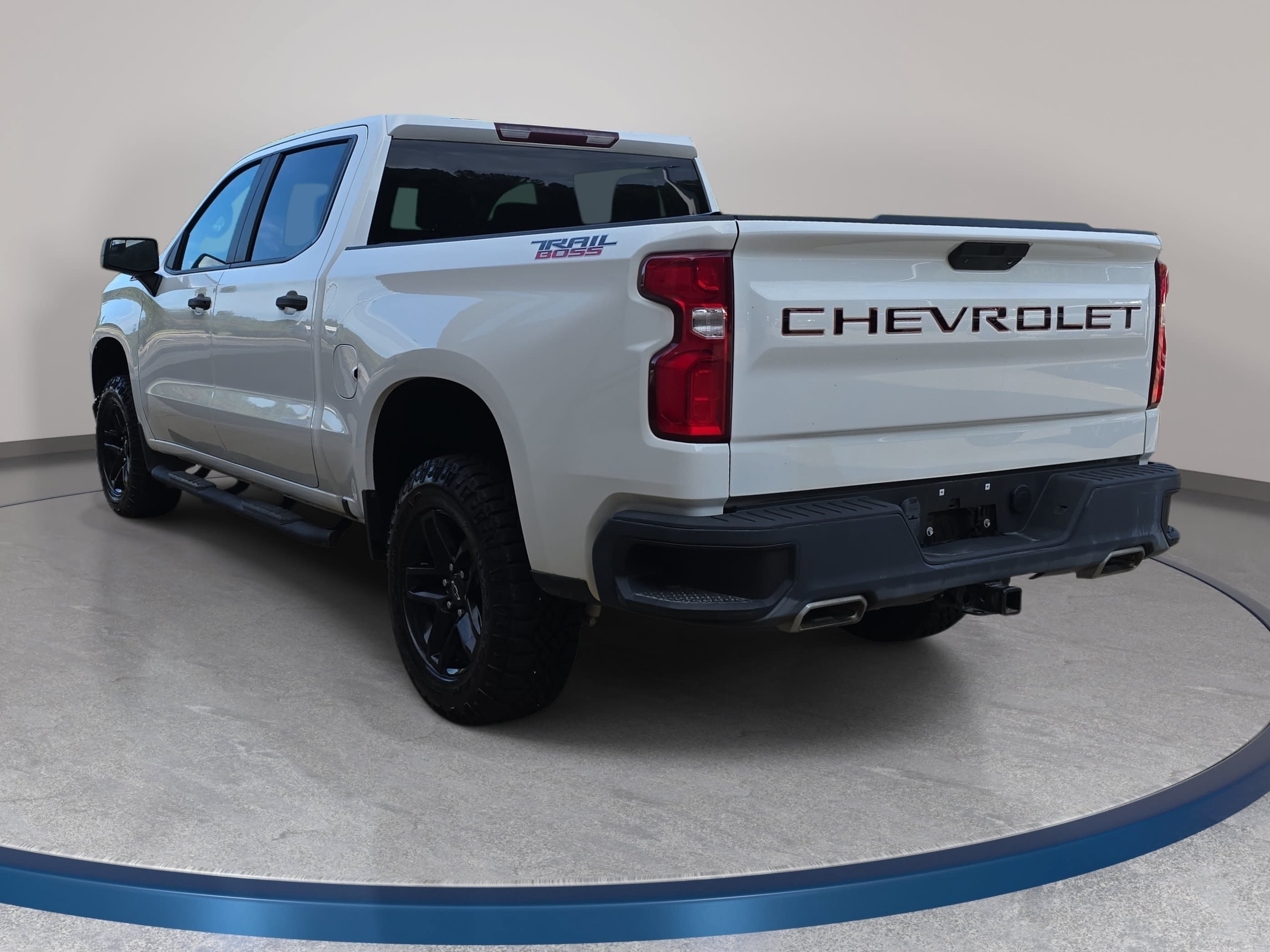 Used 2021 Chevrolet Silverado 1500 Custom Trail Boss AWD/4WD image 7