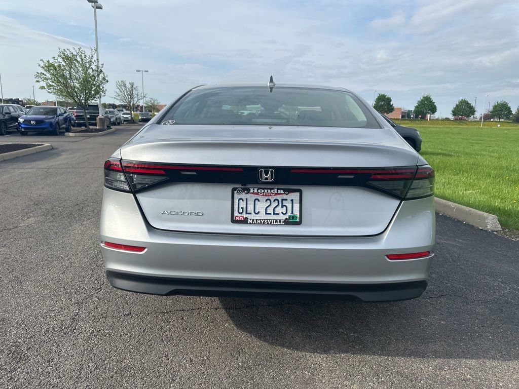 Used 2023 Honda Accord EX image 11