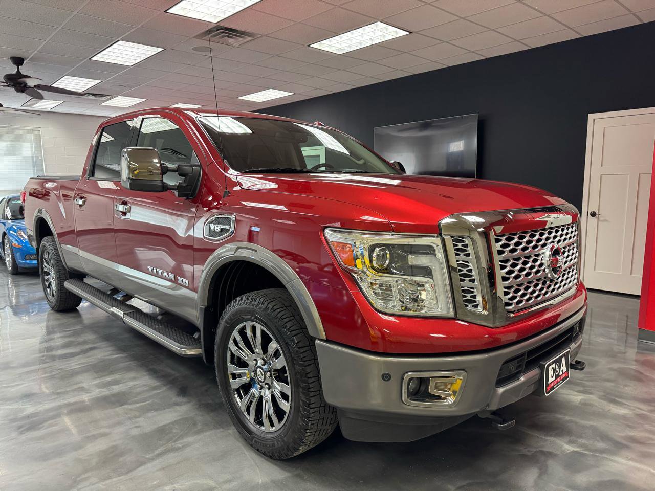 Used 2019 Nissan Titan Platinum Reserve AWD/4WD image 4