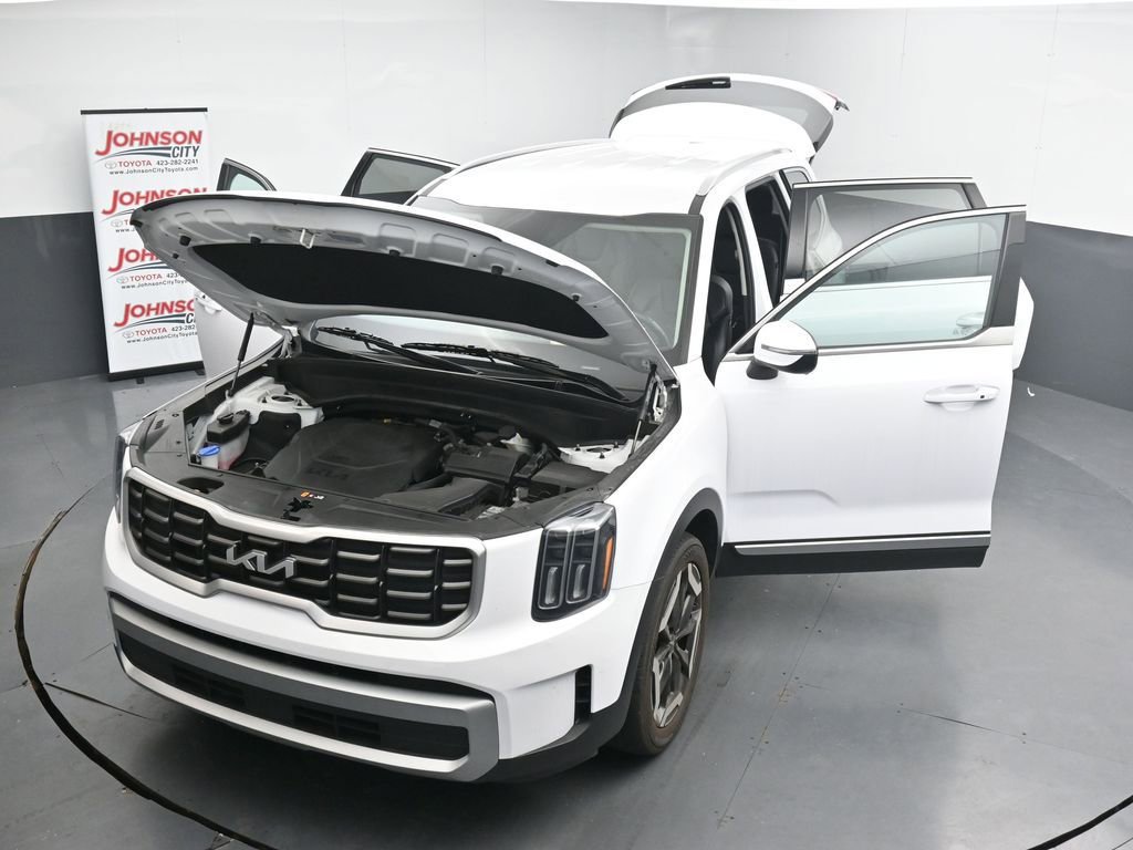 Used 2024 Kia Telluride S image 26