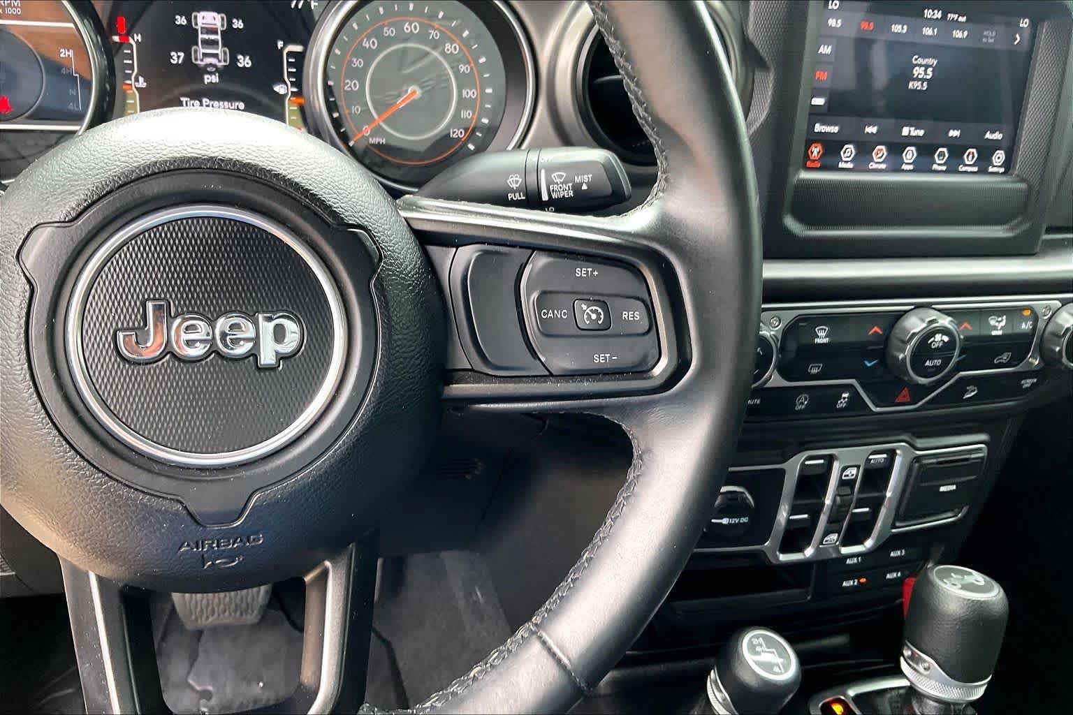 Used 2018 Jeep Wrangler Unlimited Sport S AWD/4WD image 23
