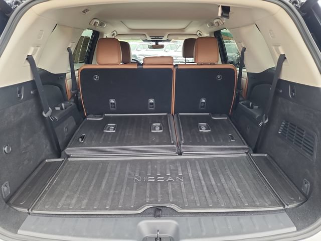 Used 2025 Nissan Pathfinder Platinum w/ Cargo Package FWD image 30