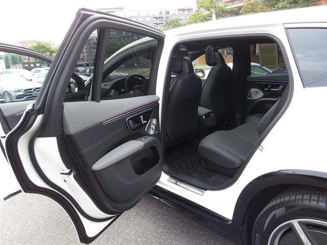 Used 2023 Mercedes-Benz EQS 580 4MATIC SUV image 21