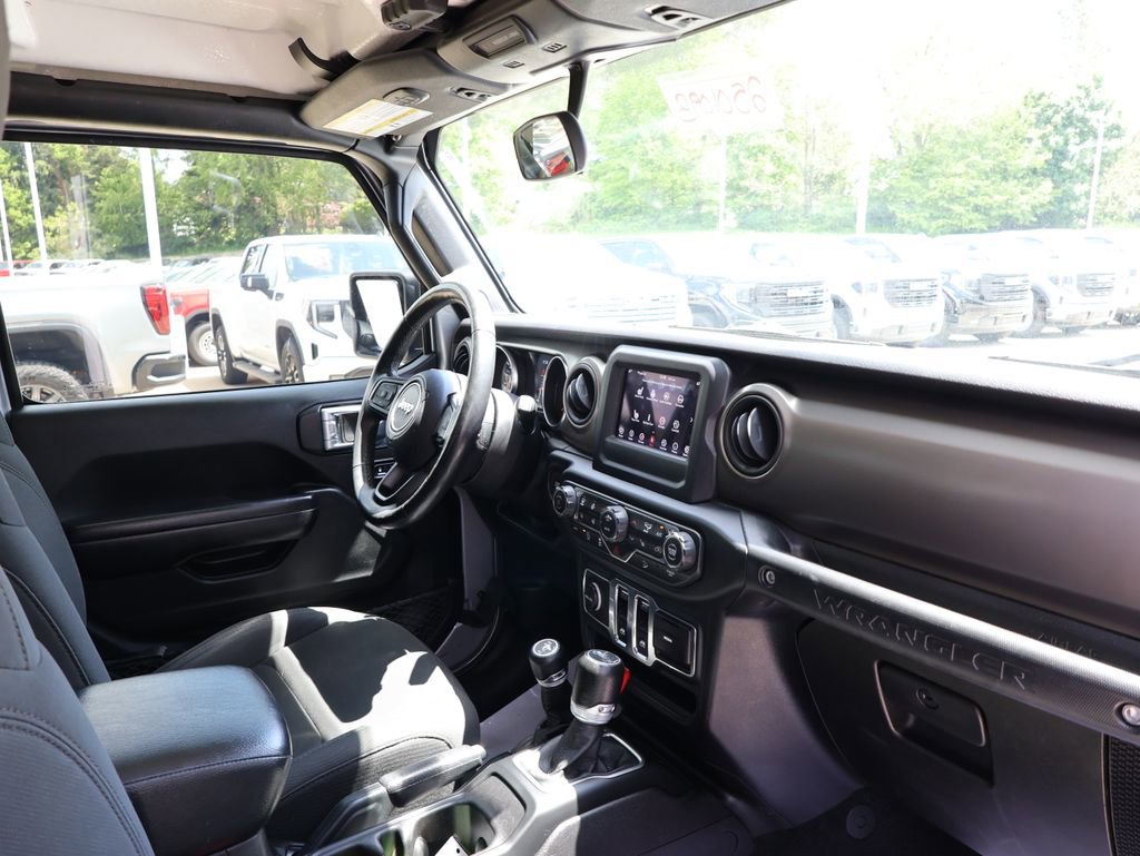 Used 2018 Jeep Wrangler Sport AWD/4WD image 29