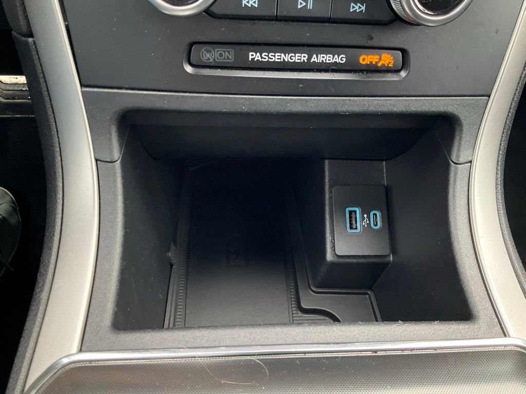 Used 2024 Ford Edge ST-Line image 9