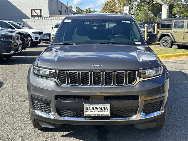 New 2025 Jeep Grand Cherokee L Laredo image 6