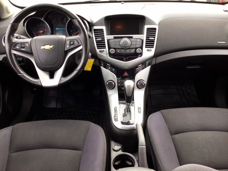 Used 2013 Chevrolet Cruze Eco w/ Enhanced Safety Package image 23