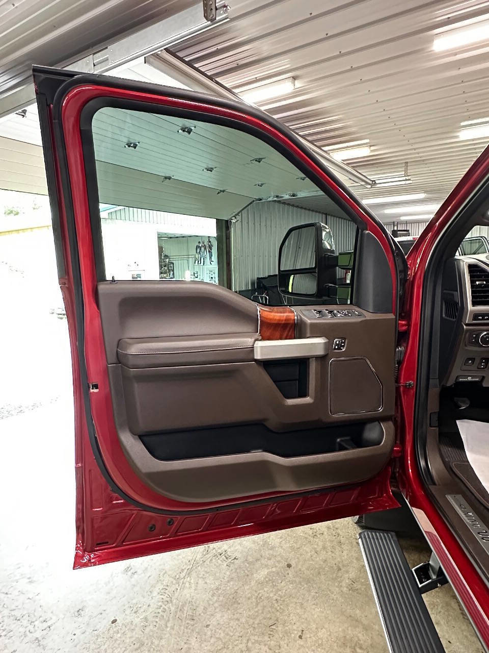 Used 2022 Ford F250 King Ranch w/ King Ranch Ultimate Package AWD/4WD image 37