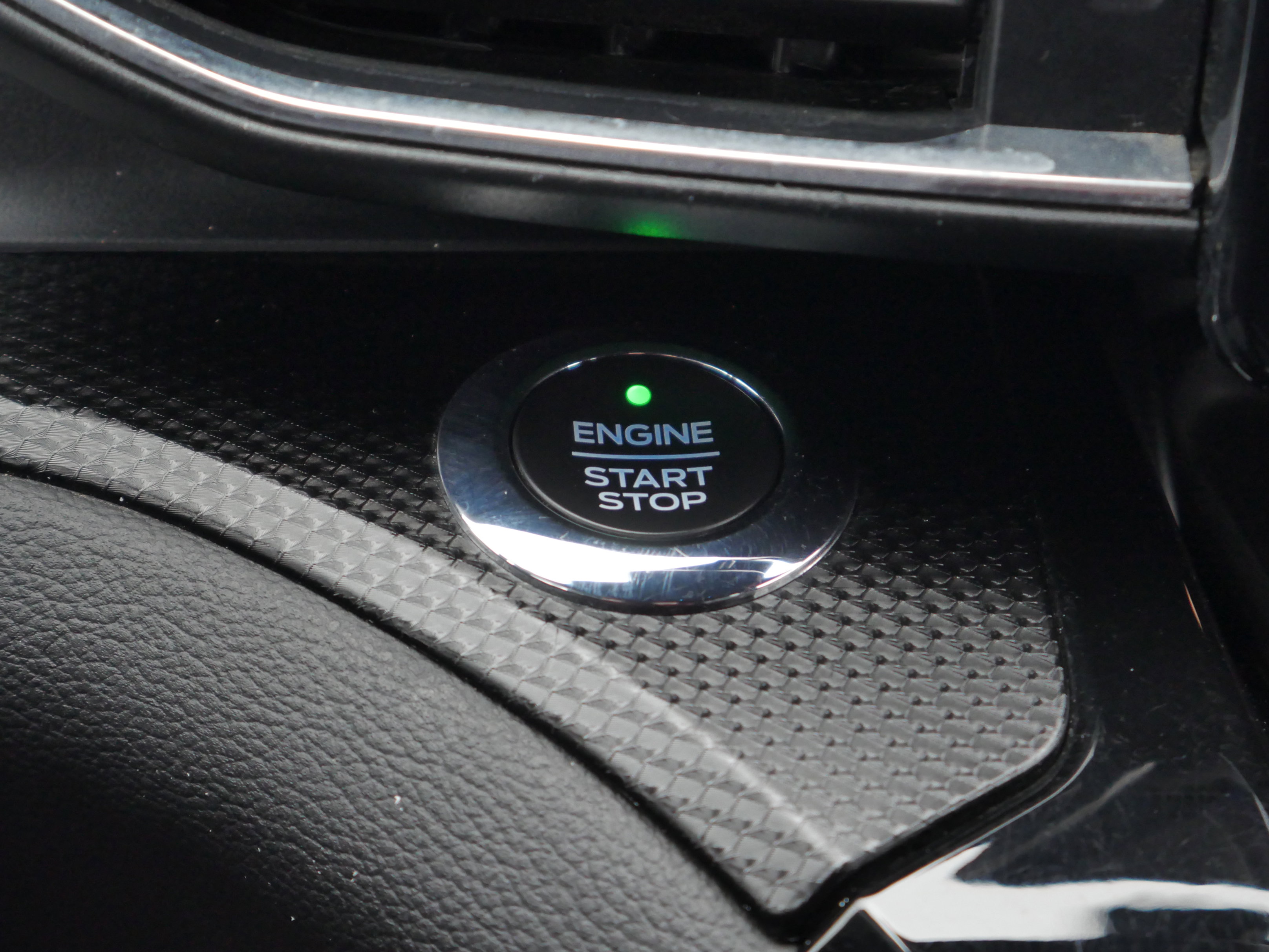 Certified 2021 Ford Explorer ST image 9