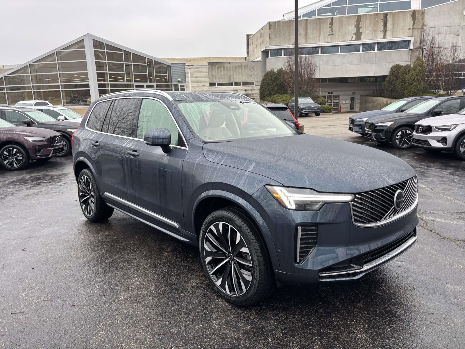 New 2026 Volvo XC90 T8 Ultra w/ Protection Package Premier