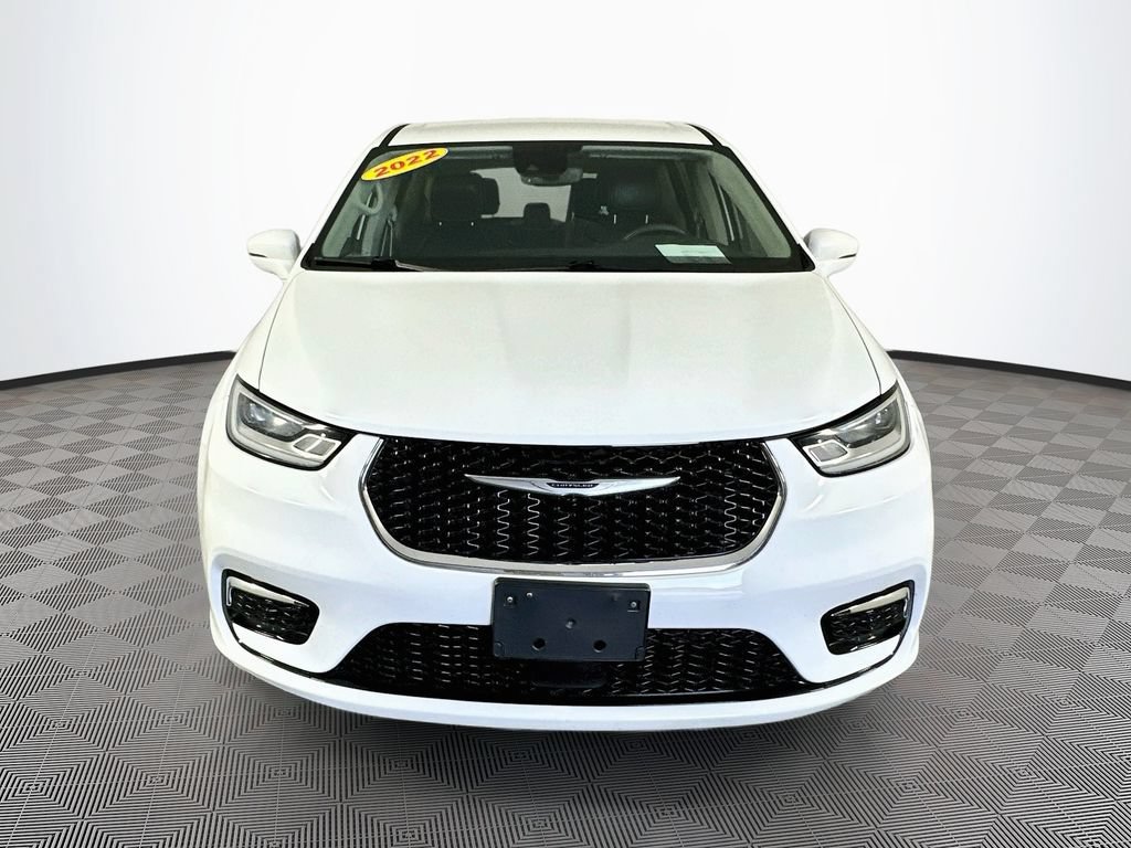 Certified 2022 Chrysler Pacifica Touring-L FWD image 4