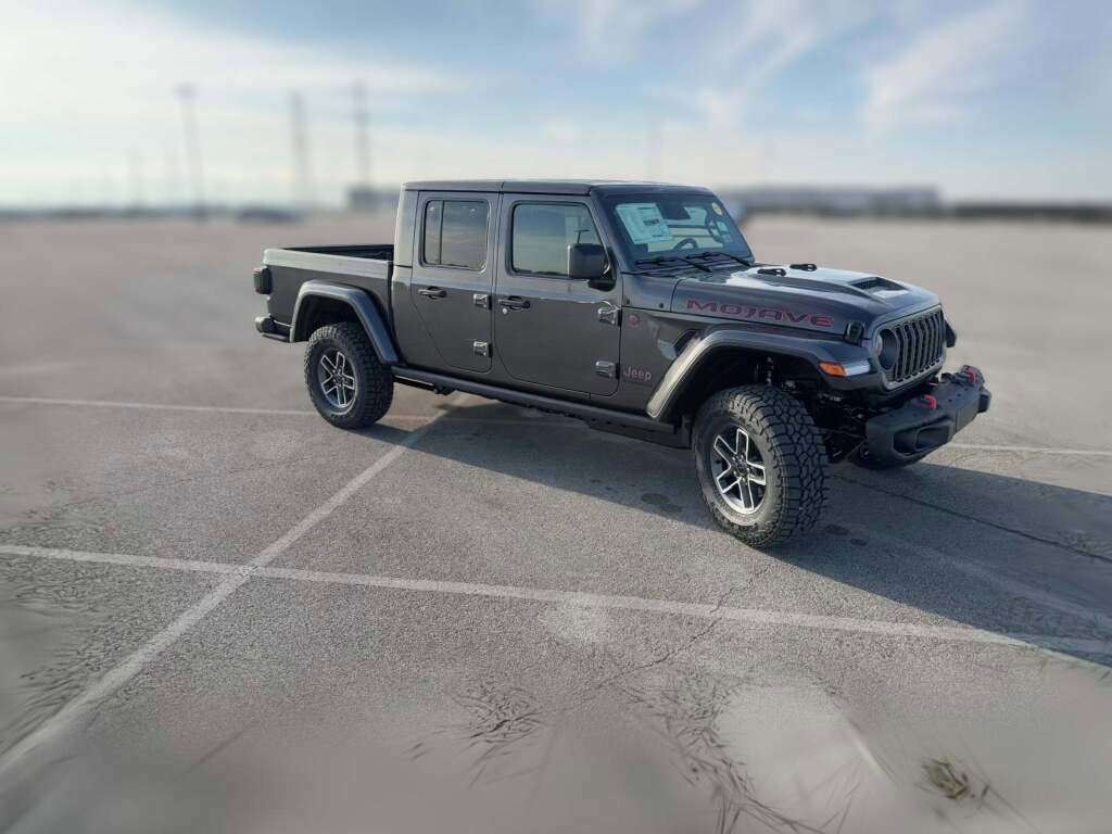New 2026 Jeep Gladiator Mojave image 16