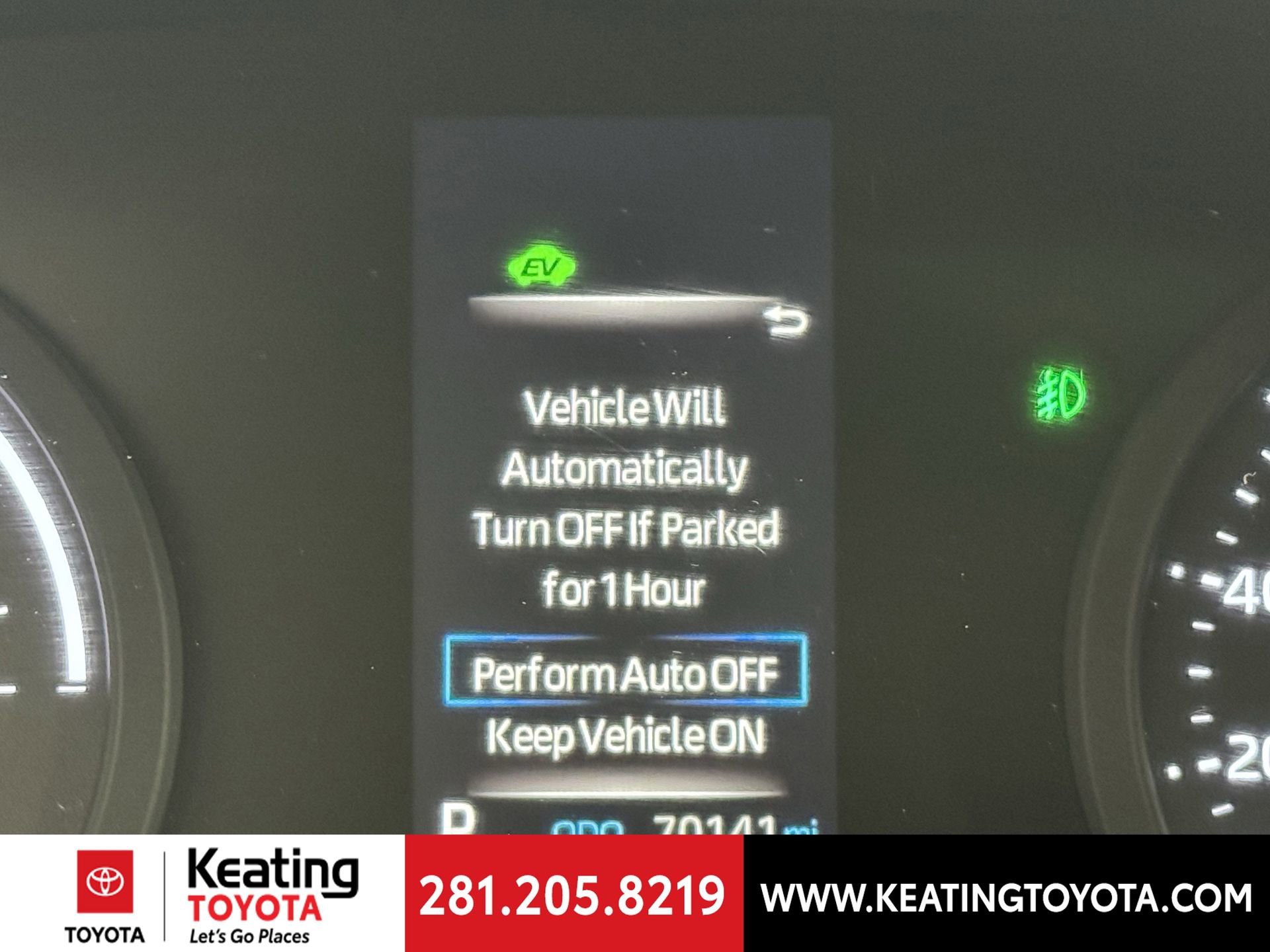 Certified 2024 Toyota Sienna XLE FWD image 28