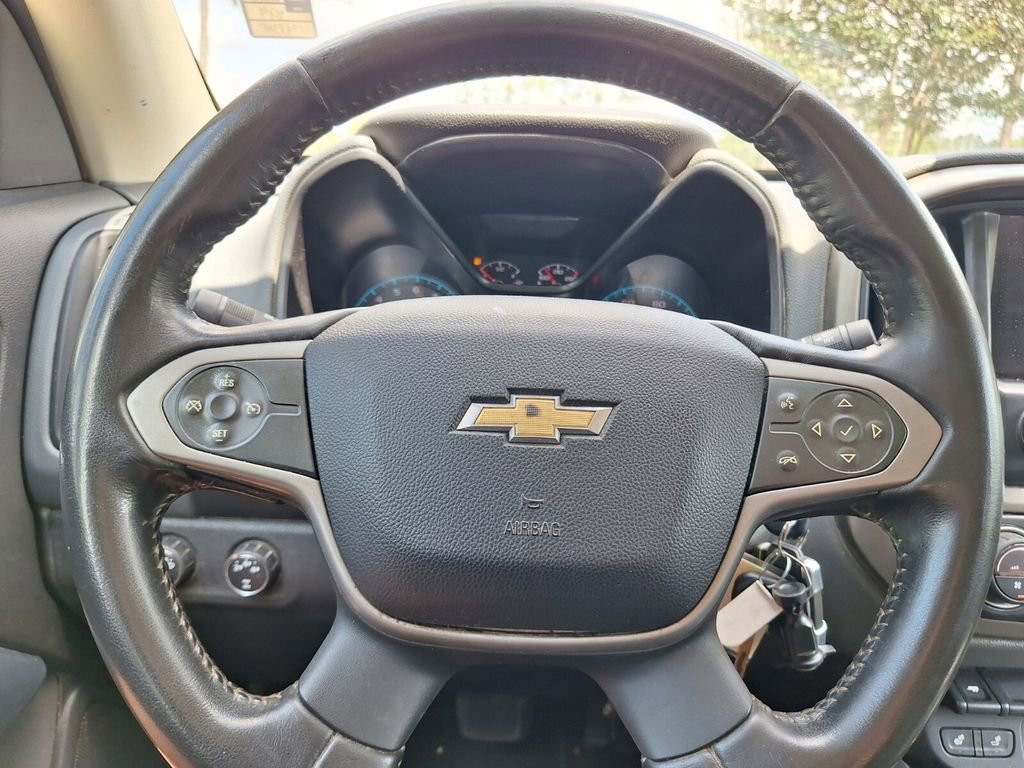Used 2016 Chevrolet Colorado Z71 AWD/4WD image 14