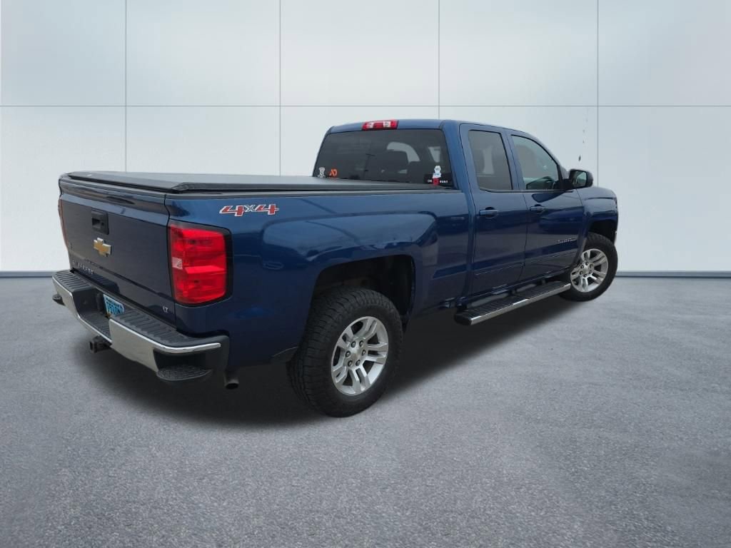 Used 2017 Chevrolet Silverado 1500 LT w/ All Star Edition AWD/4WD image 6