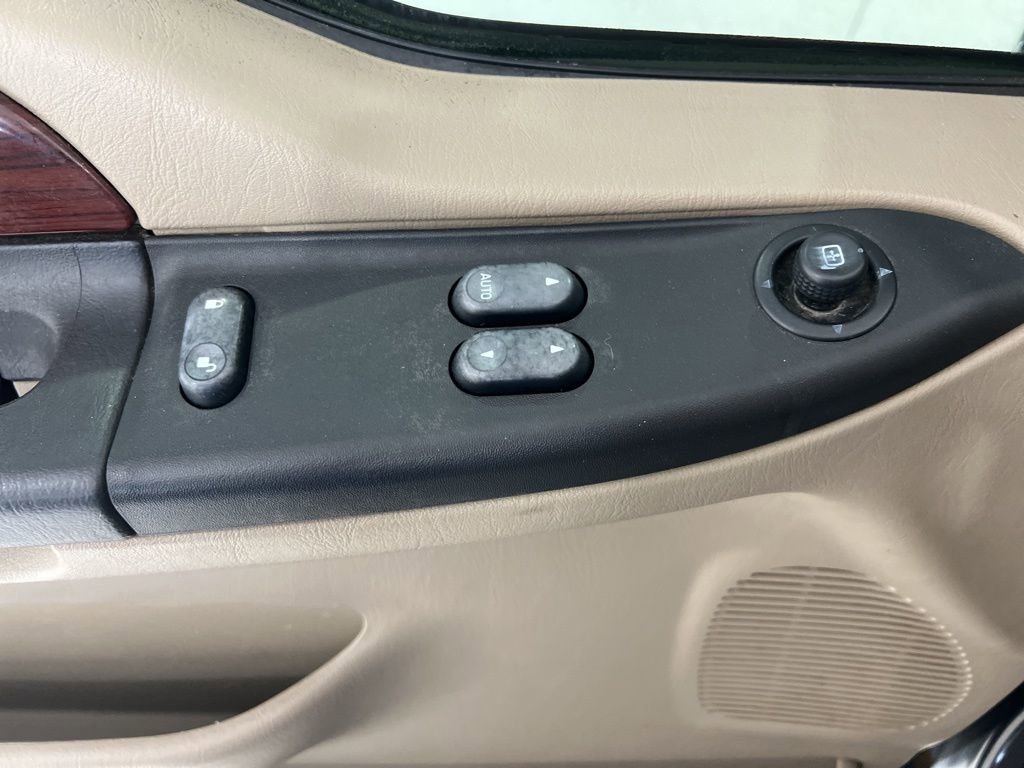 Used 2006 Ford F250 XLT image 17