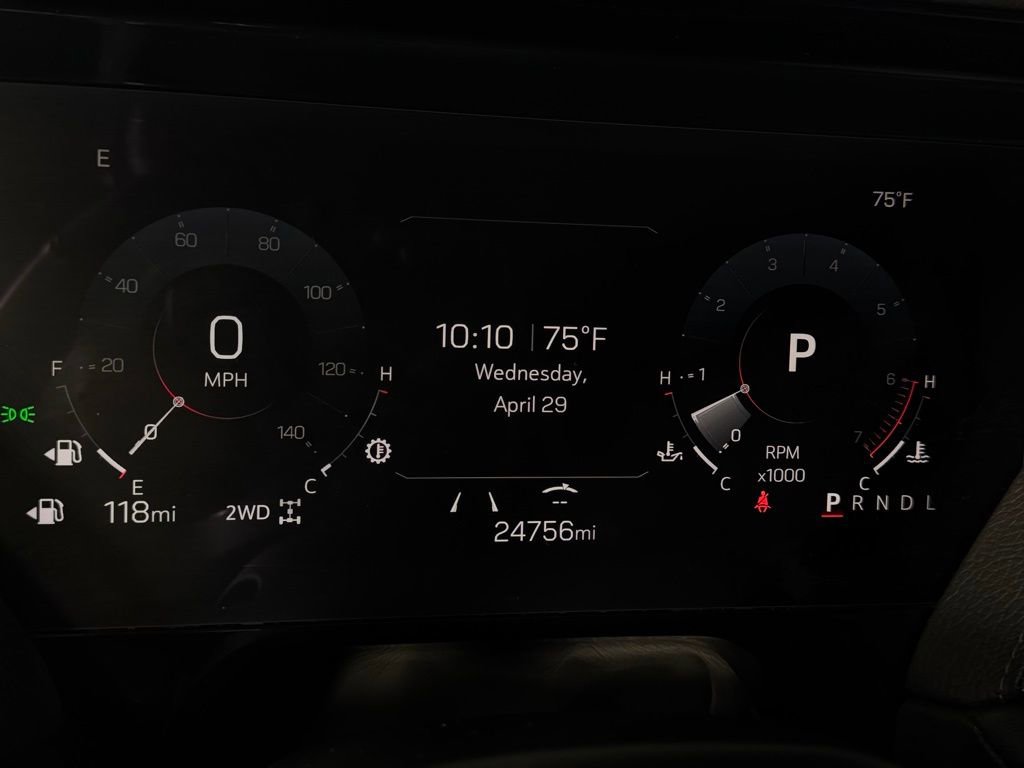 Used 2025 GMC Yukon XL Denali AWD/4WD image 15