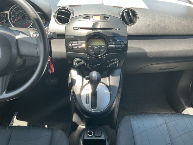 Used 2011 MAZDA MAZDA2 Sport FWD image 11