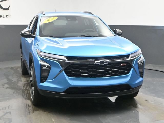 Used 2025 Chevrolet Trax RS w/ Driver Confidence Package image 51