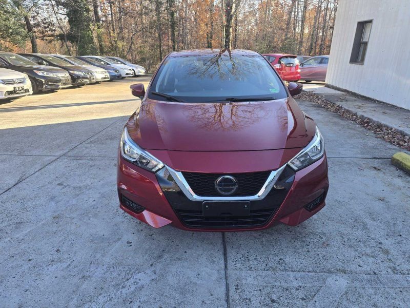 Used 2021 Nissan Versa SV image 8