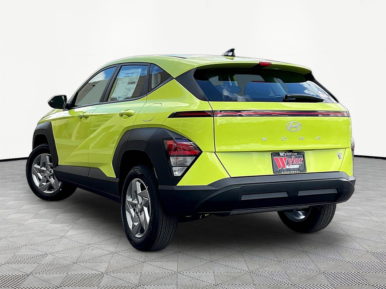 New 2027 Hyundai Kona SE AWD/4WD image 4