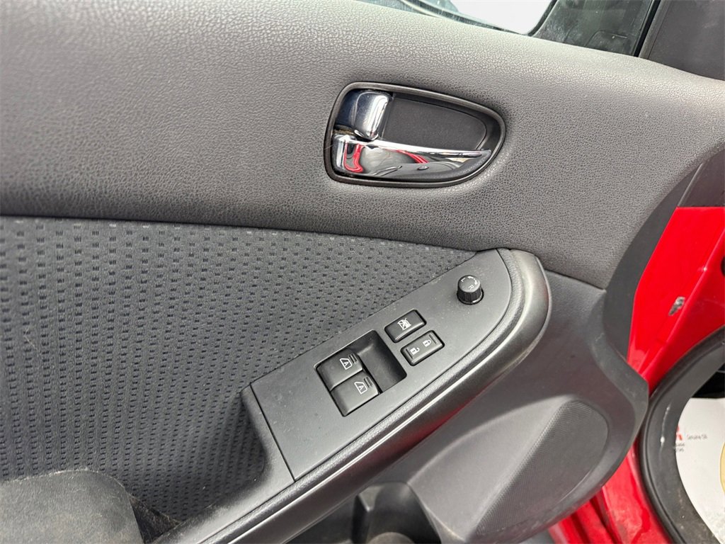 Used 2010 Nissan Altima 2.5 S w/ Premium Pkg image 14