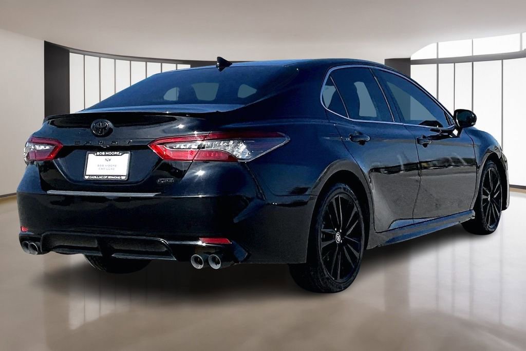 Used 2021 Toyota Camry XSE image 2