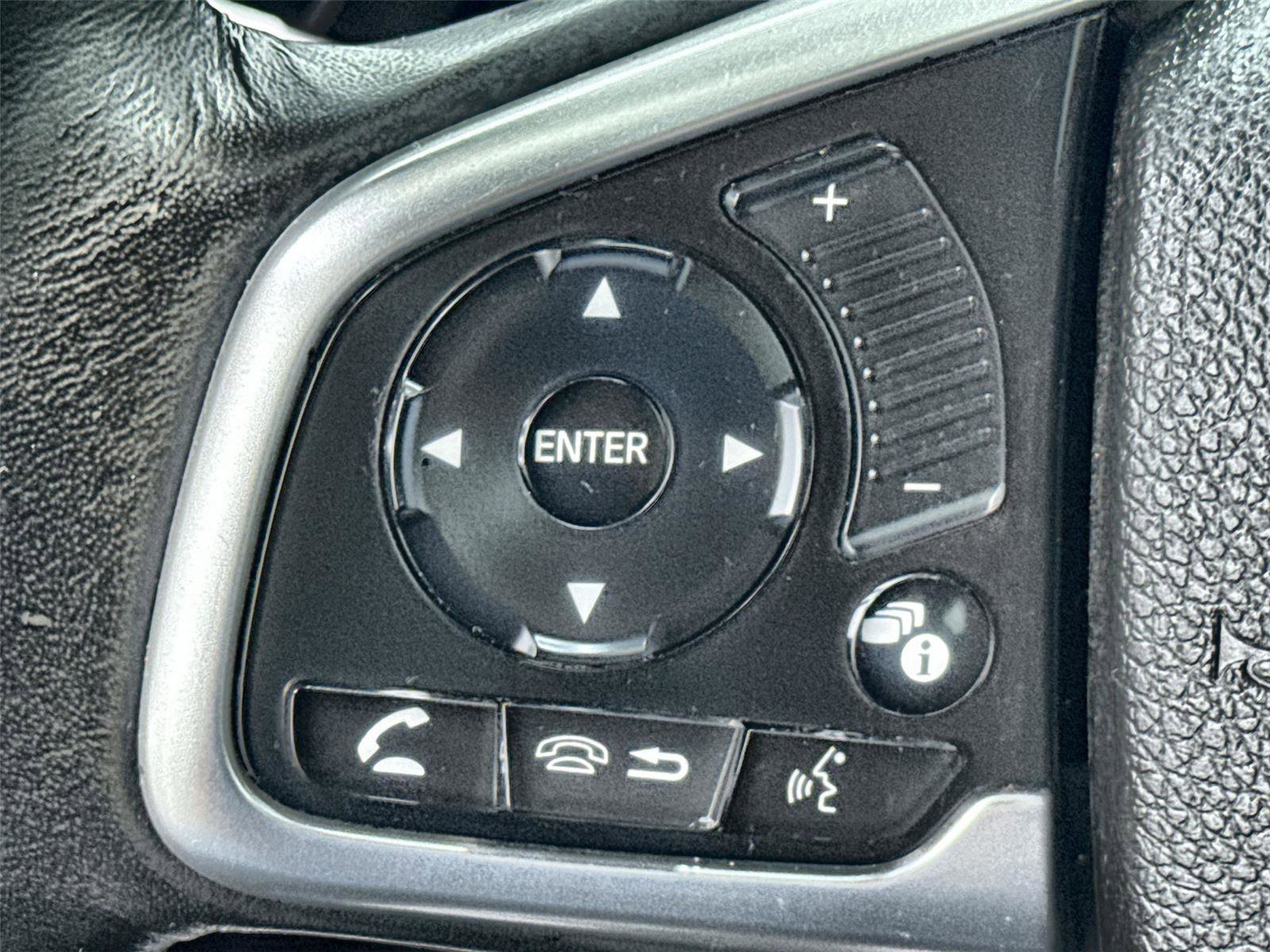 Used 2017 Honda Civic EX-L image 16