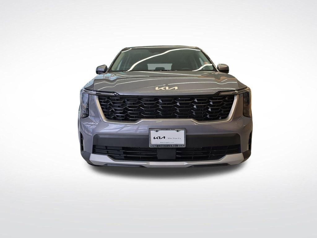 Certified 2025 Kia Sorento LX FWD image 12
