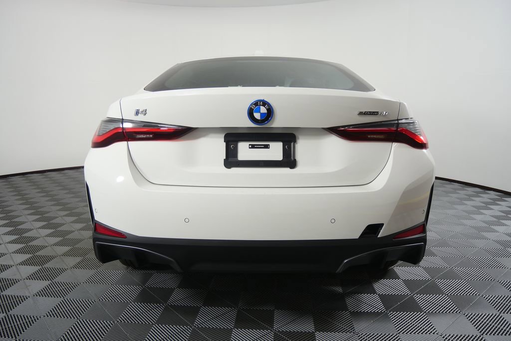 New 2025 BMW i4 eDrive40 w/ Premium Package image 4
