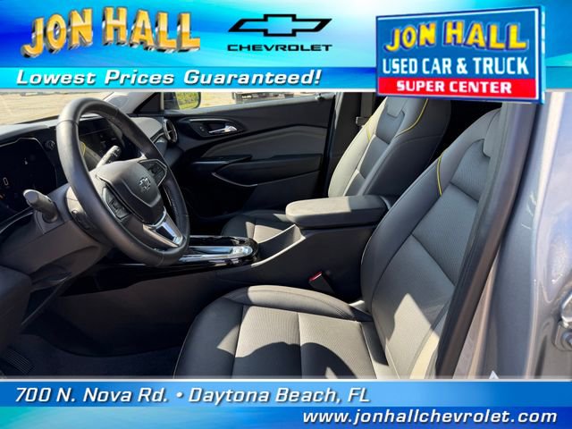 Used 2024 Chevrolet Trax ACTIV w/ Sunroof Package FWD image 19