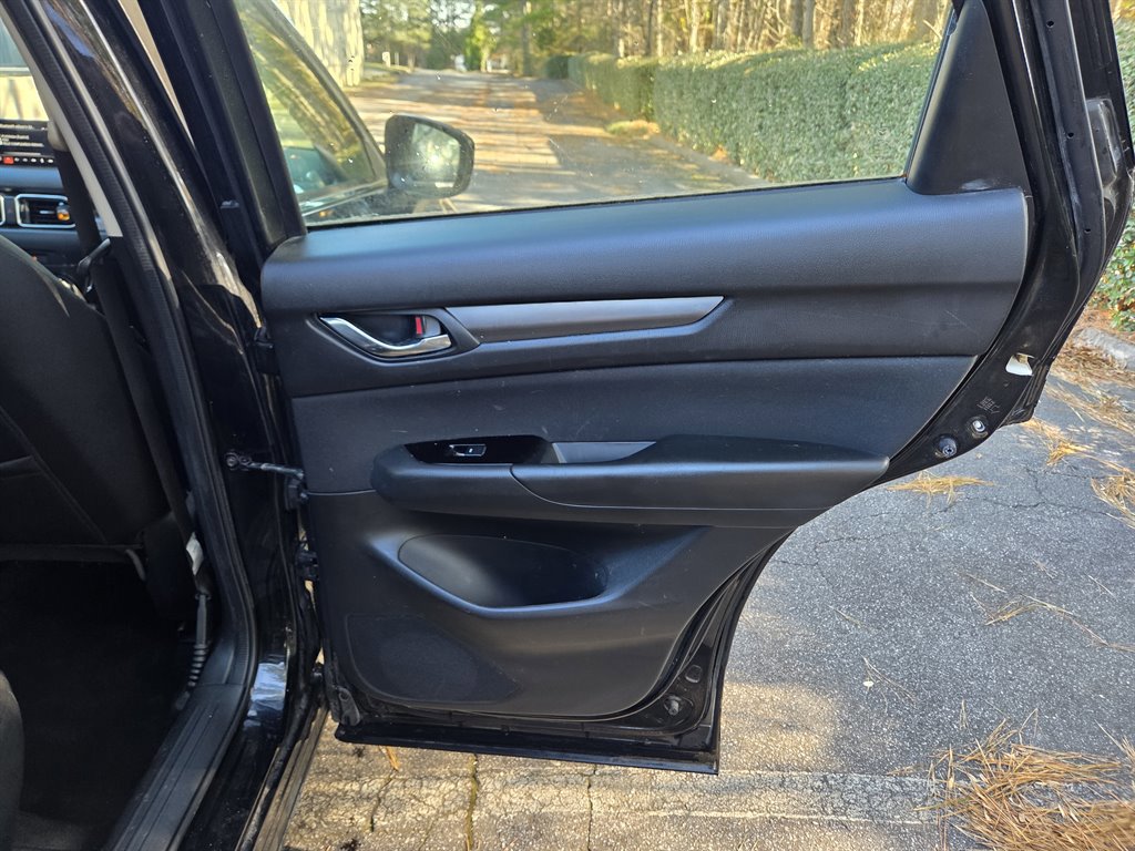 Used 2018 MAZDA CX-5 Sport w/ I-ACTIVSENSE Package image 34