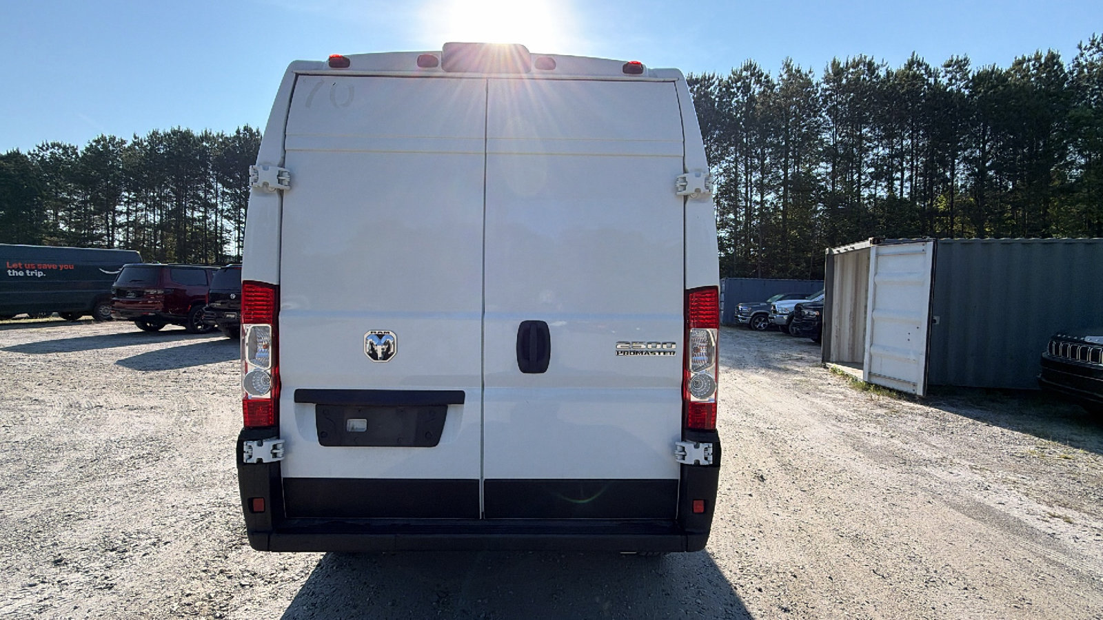 Used 2024 RAM ProMaster 2500 w/ Convenience Group FWD image 9