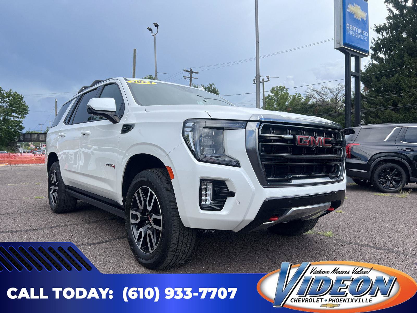 Used 2021 GMC Yukon AT4 w/ AT4 Premium Plus Package AWD/4WD image 1