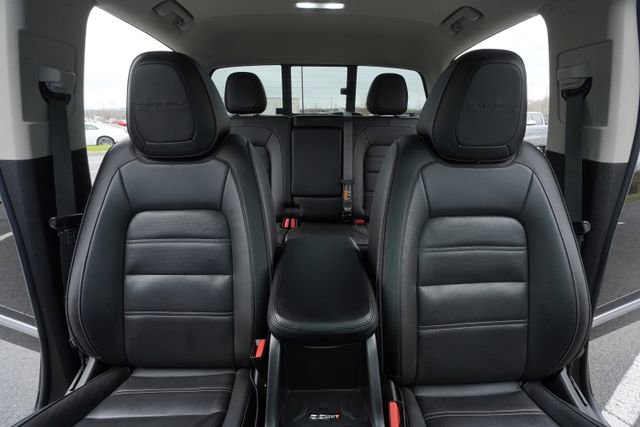 Used 2021 GMC Canyon Denali image 32