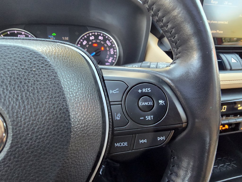 Certified 2019 Toyota RAV4 XLE w/ Convenience Package AWD/4WD image 22