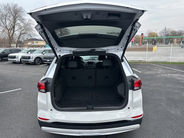 Used 2024 Chevrolet Equinox Premier w/ Redline Edition image 44