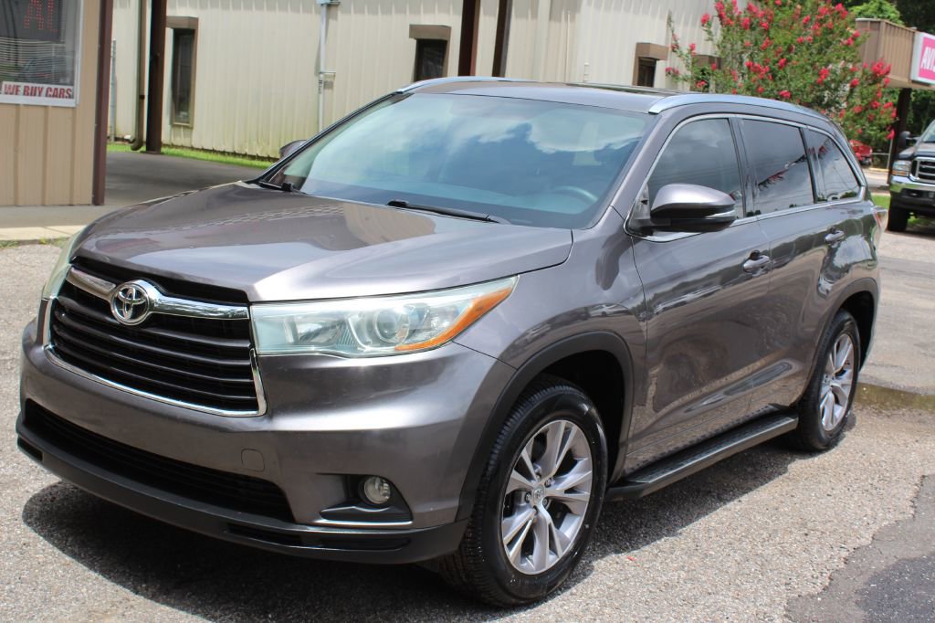 Used 2015 Toyota Highlander XLE image 6