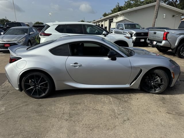 Used 2025 Toyota GR86 Premium RWD image 4