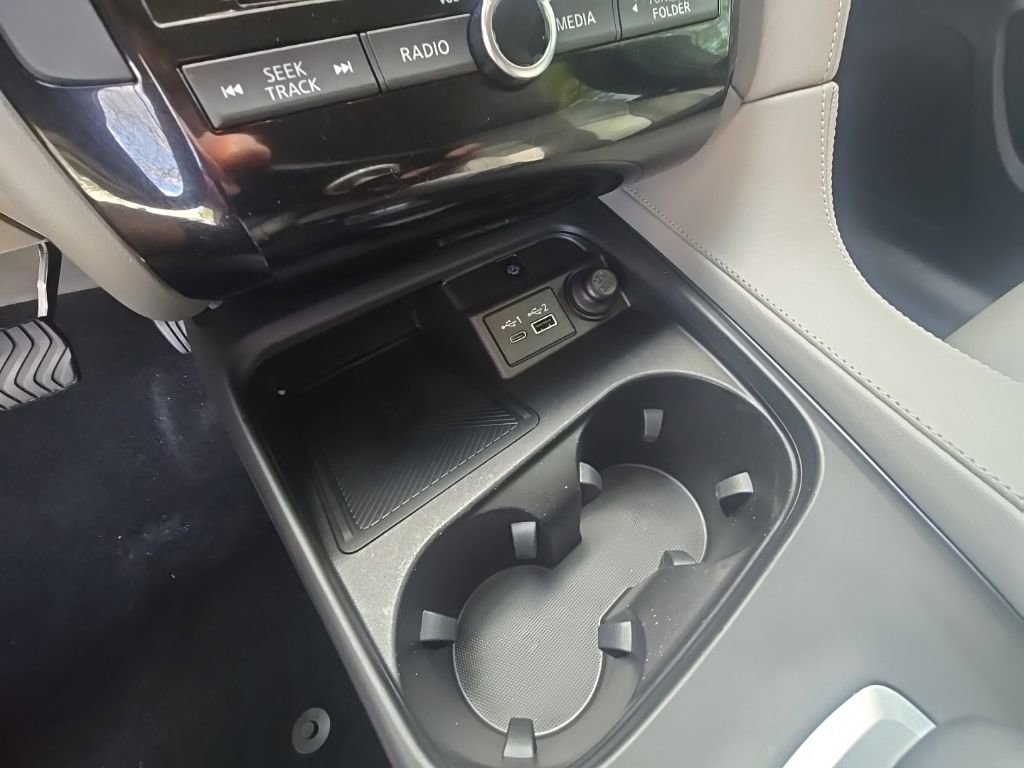 Used 2023 INFINITI QX50 Luxe image 21