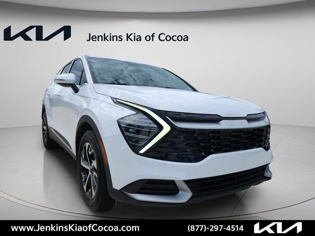 Certified 2025 Kia Sportage EX FWD image 2