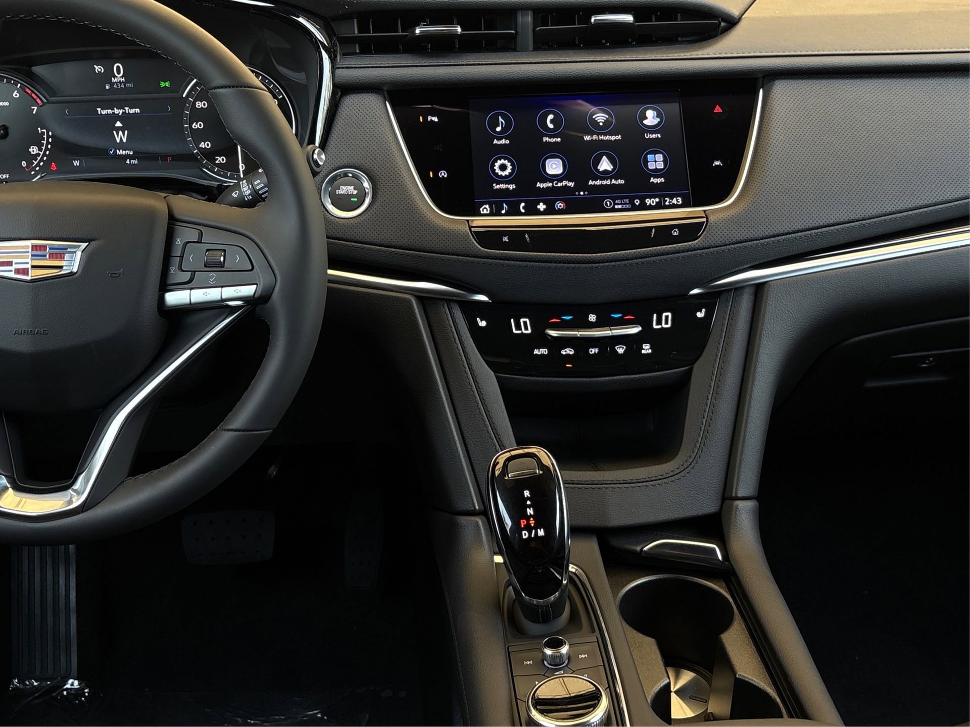 New 2025 Cadillac XT6 Luxury image 16